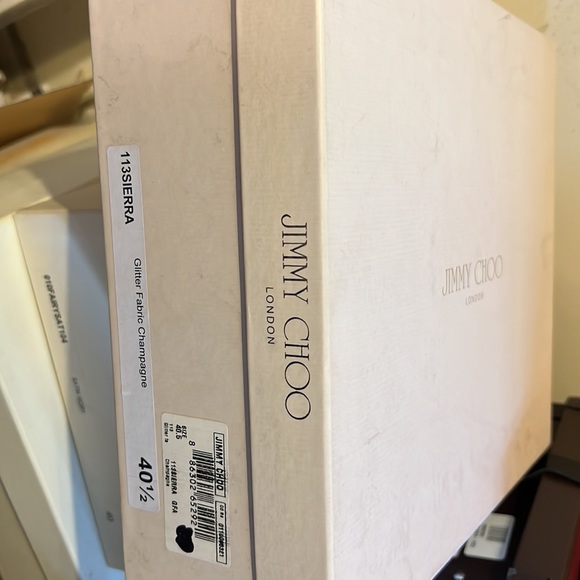 Gorgeous shoe with detail in snake silver and gold - Picture 6 of 6